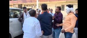 Akola municipal corporation clash Agrawal Bharuka