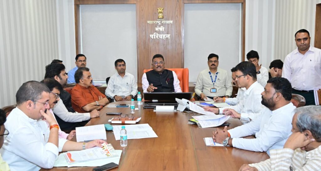 Marathi mandatory for drivers Maharashtra