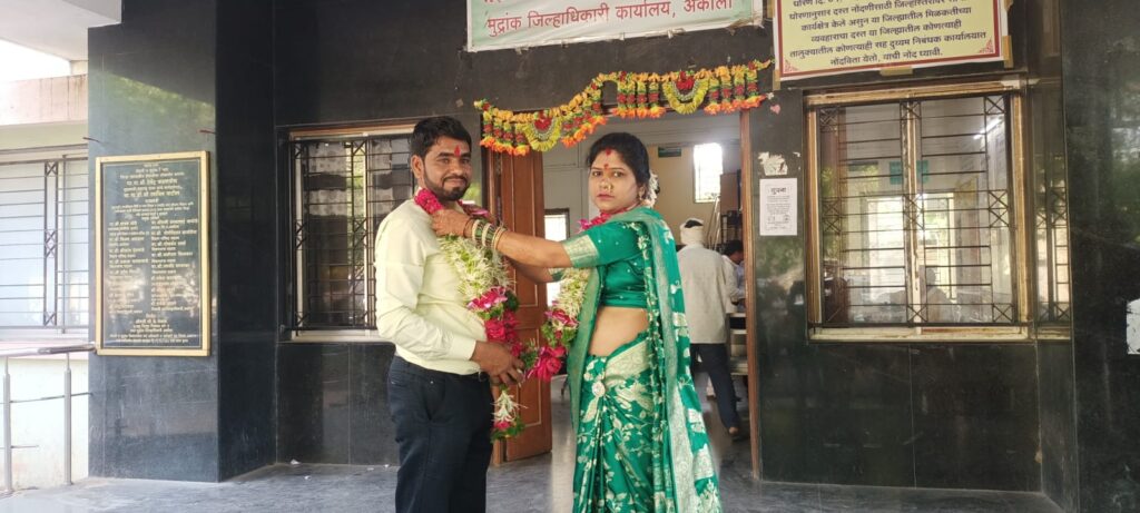 Marriage Registration Delay Strike Akola Story