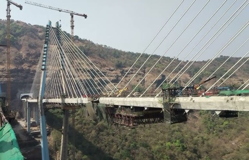 Mumbai Pune Expressway Missing Link Project