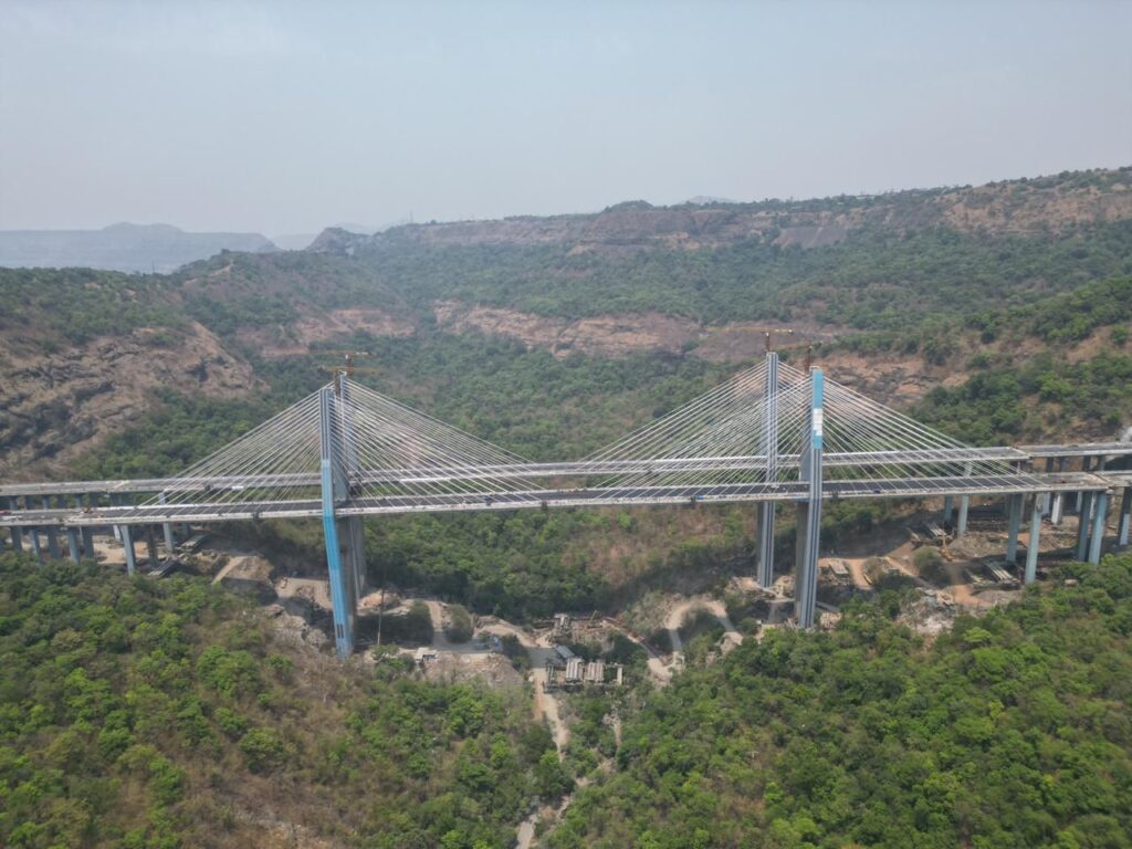 Mumbai Pune Missing Link Expressway