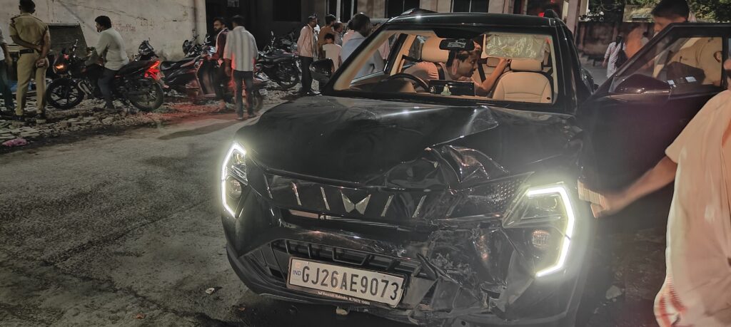 Akola accident Babhulgaon car hits bike